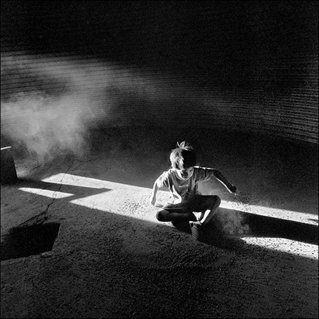 Art and Documentary Photography - Loading 008.jpg