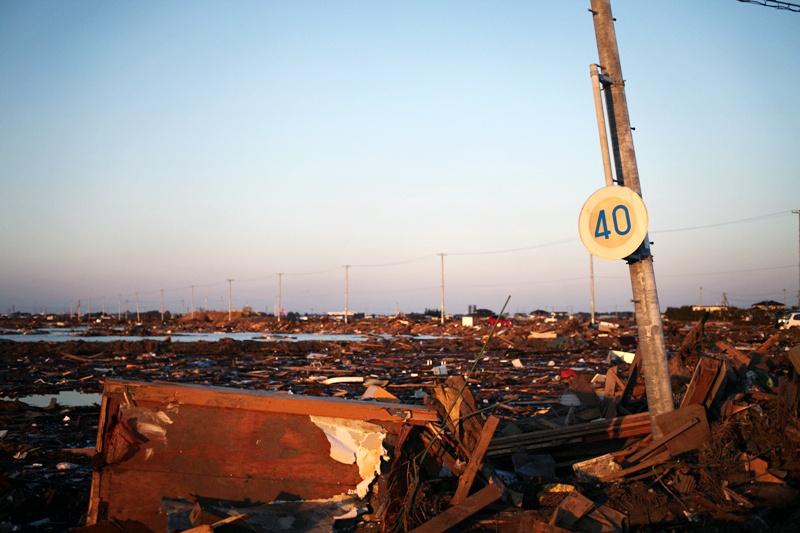 Art and Documentary Photography - Loading maeda_21.jpg
