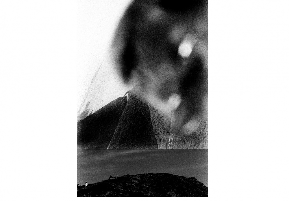 Art and Documentary Photography - Loading LOOMING_0063.JPG