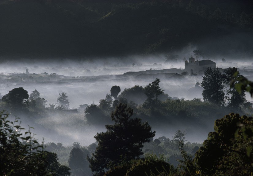 Art and Documentary Photography - Loading Dawn, Nebaj, Quiché, Guatemala..egg