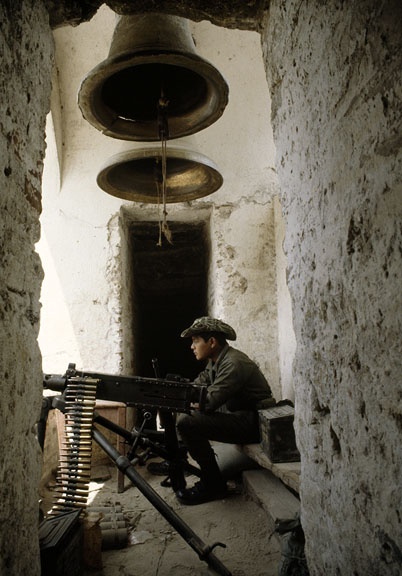 Art and Documentary Photography - Loading 062 copy.jpg