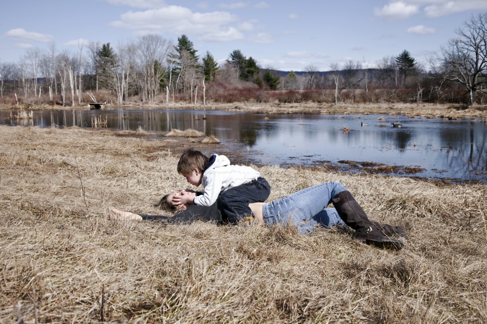 Art and Documentary Photography - Loading 12_Field Kiss.jpg