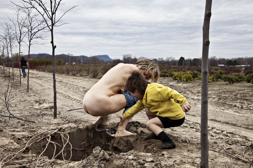 Art and Documentary Photography - Loading 22_Magic Pee.jpg