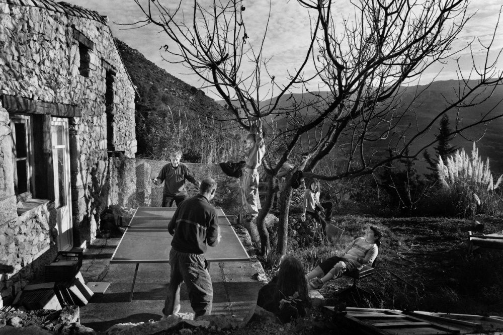 Art and Documentary Photography - Loading On this side of the mountain_11.JPG