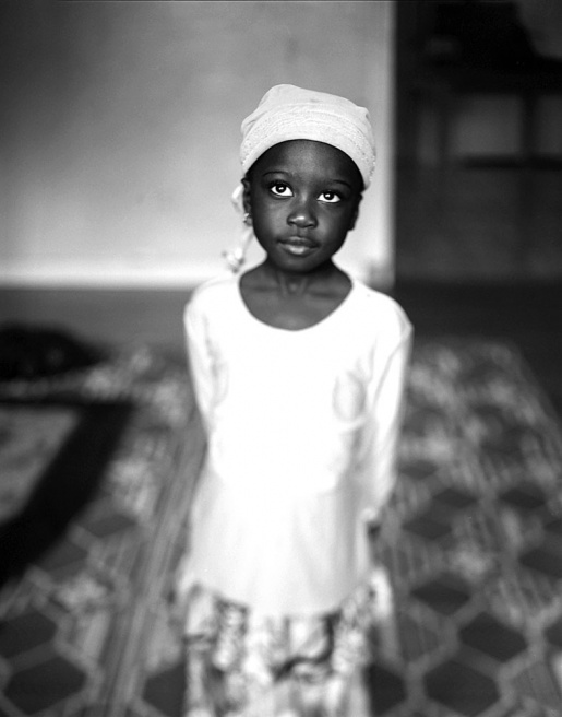 Art and Documentary Photography - Loading Resettled_F004.jpg