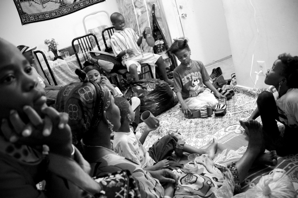 Art and Documentary Photography - Loading Resettled_F036.JPG