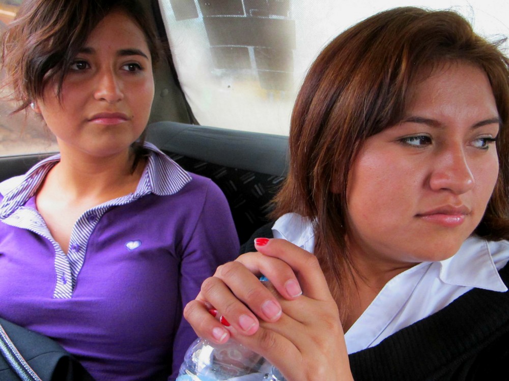 Art and Documentary Photography - Loading Ruby y Gema.egg