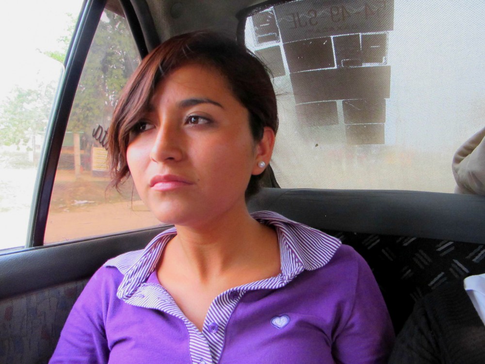 Art and Documentary Photography - Loading Ruby en taxi.egg