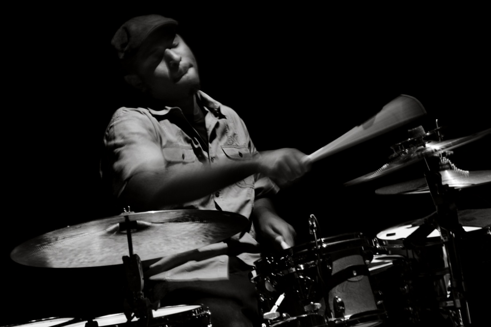 Art and Documentary Photography - Loading MARK COLENBURG-ROBERT GLASPER TRIO 2010.jpg