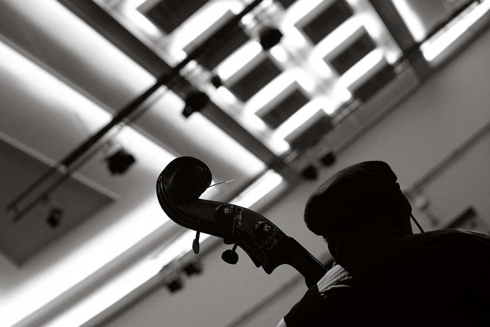 Art and Documentary Photography - Loading Robert Glasper Trio 2010.jpg