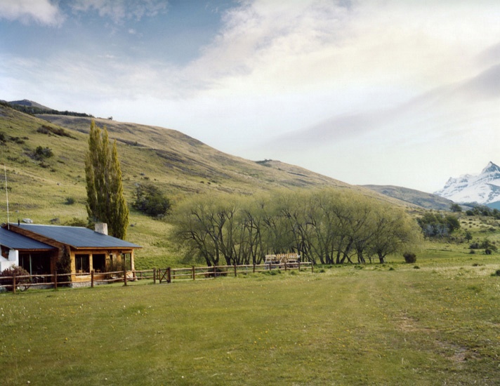 Art and Documentary Photography - Loading Travel_32_Estancia_Nibepo_Aike_Patagonia_Argentina.jpg