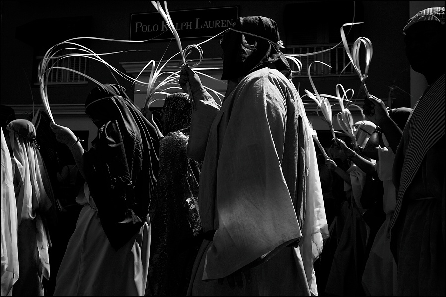 Art and Documentary Photography - Loading procesion-3W.jpg