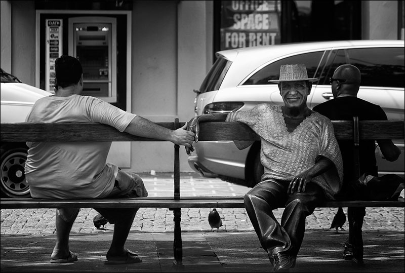 Art and Documentary Photography - Loading agarrando-mano-titeW.jpg