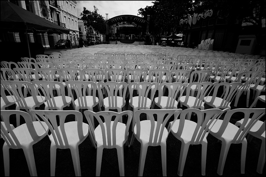Art and Documentary Photography - Loading sillasW.jpg