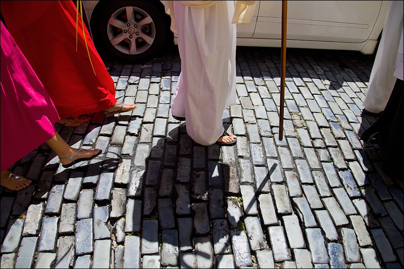 Art and Documentary Photography - Loading Jesus-caminando-piesW.jpg