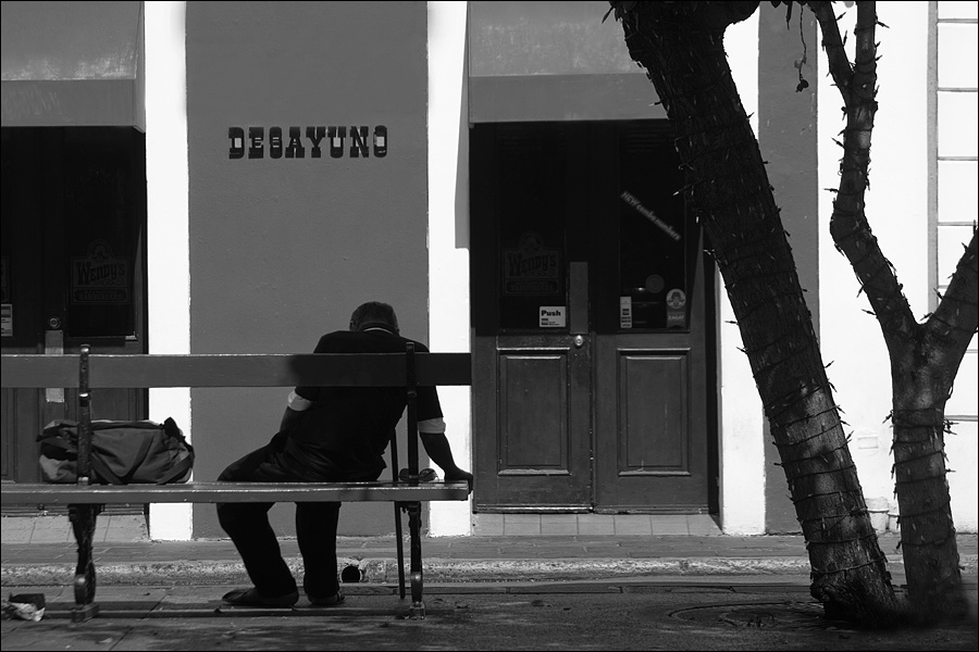Art and Documentary Photography - Loading desayuno-BWw.jpg
