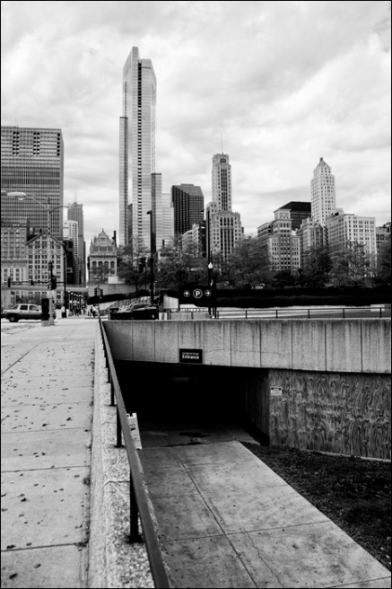 Art and Documentary Photography - Loading ciudad-y-underpassW.jpg