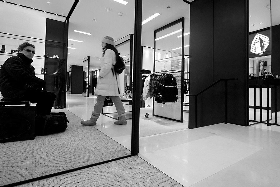 Art and Documentary Photography - Loading Chic-cartierBWw.jpg