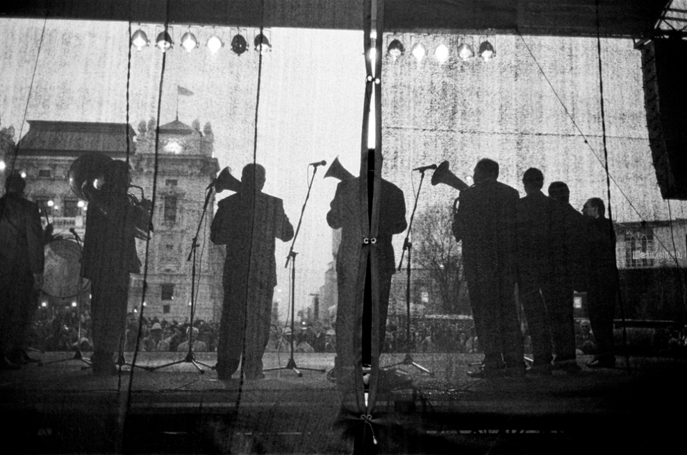 Art and Documentary Photography - Loading 023 Prolaz_Serbia,Belgrado .jpg