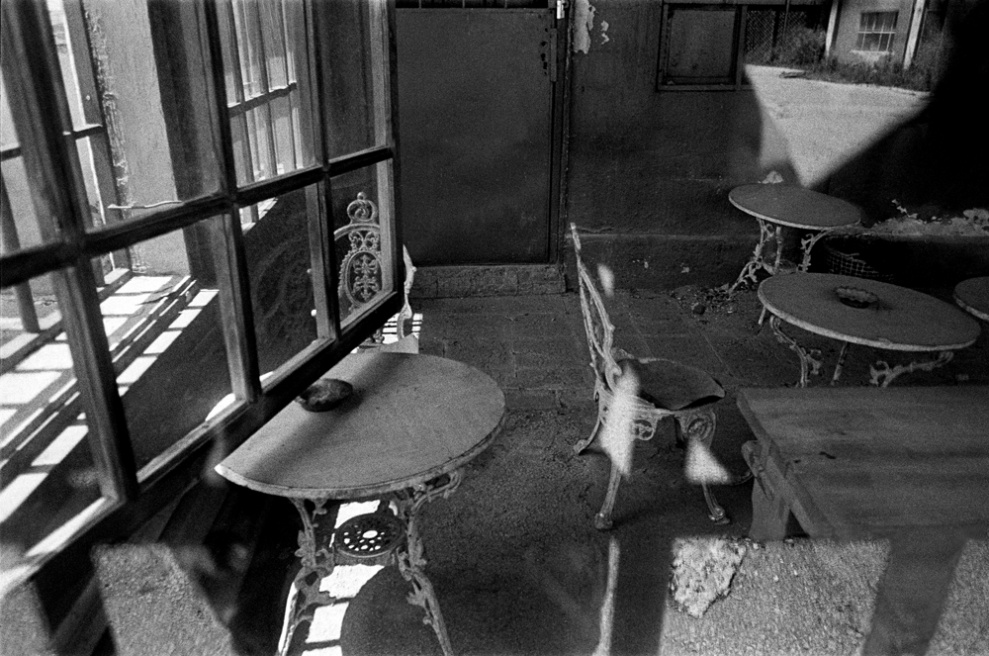 Art and Documentary Photography - Loading 031 Prolaz_Bulgaria,Sofia 2004.jpg