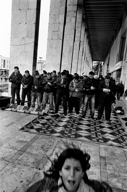 Art and Documentary Photography - Loading 033 Prolaz_Albania,Tirana 2011.jpg