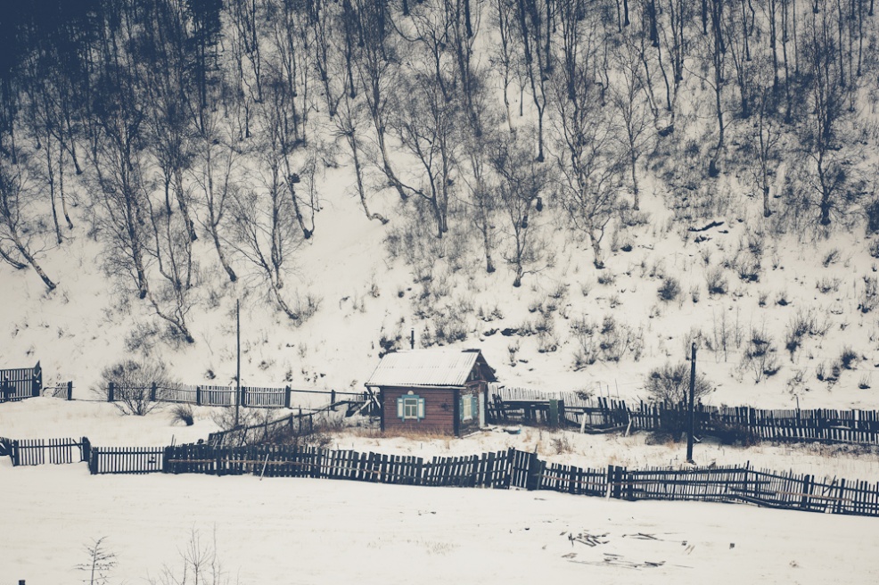 Art and Documentary Photography - Loading siberia (14 of 44).jpg