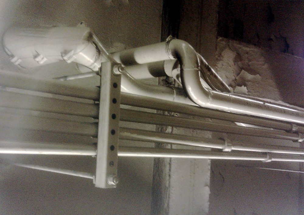Art and Documentary Photography - Loading IMAG0702s.jpg