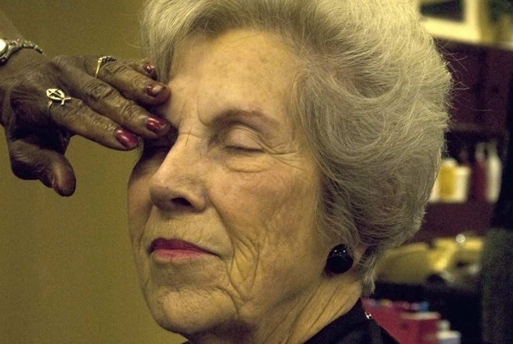 Art and Documentary Photography - Loading Helen.jpg
